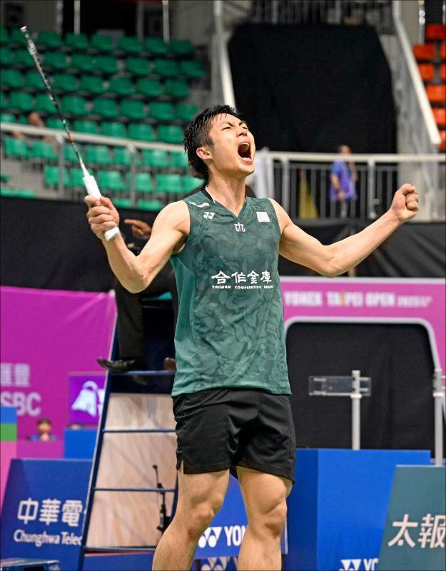 联赛的冲突 联赛的冲突