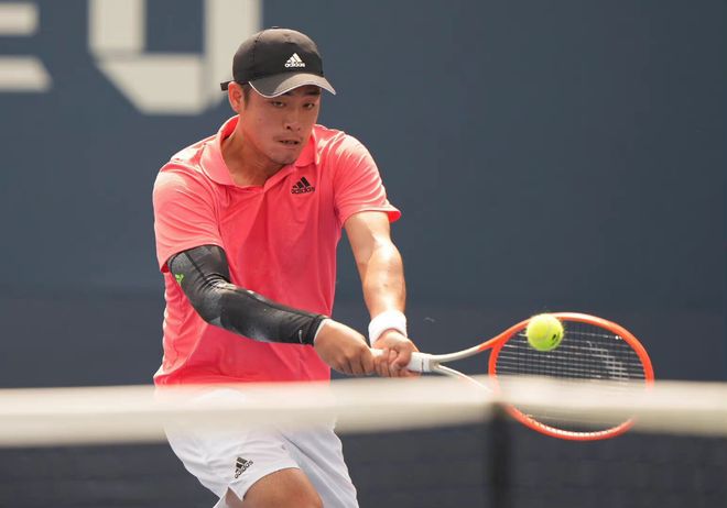 但却不断揭 但却不断揭